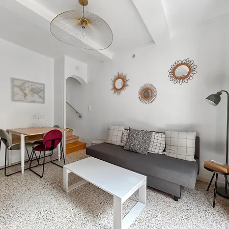 Cosy Au Calme Apartment Noves